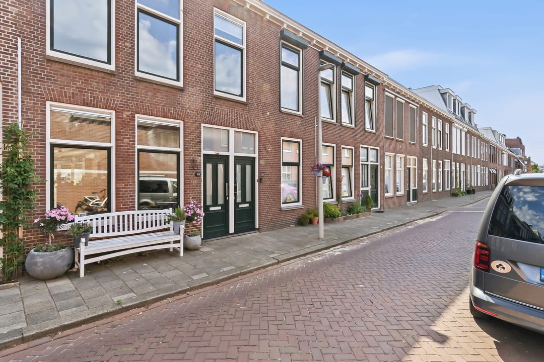 Photo 47 of Burgemeester van der Werffstraat 151