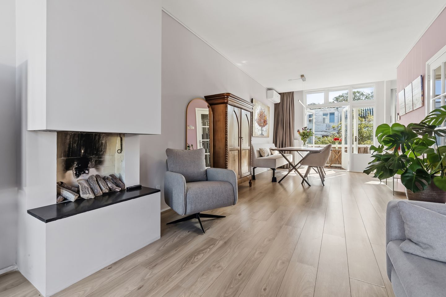 Photo 10 of Burgemeester van der Werffstraat 151