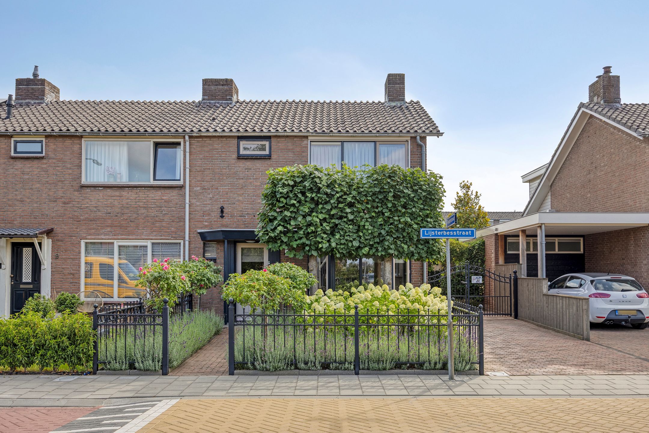 Foto 42 van Lijsterbesstraat 11