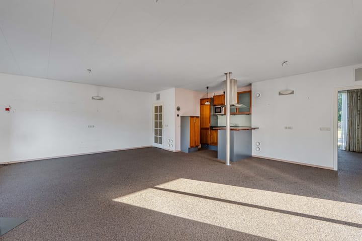 Vrijstaande woning te koop: Omrin 13, Nijemirdum