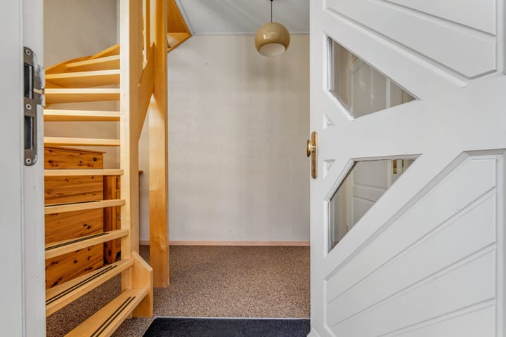 Vrijstaande woning te koop: Omrin 13, Nijemirdum