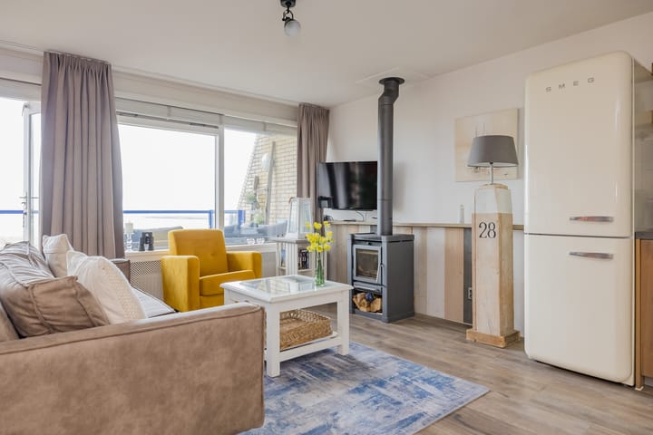 Appartement te koop: Kennemerboulevard 661, Ijmuiden