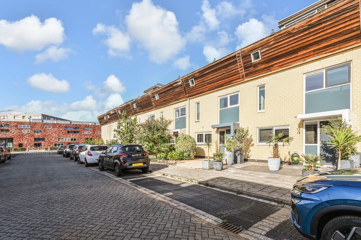 Tussenwoning te koop: Botdragerstraat 13, Delfgauw