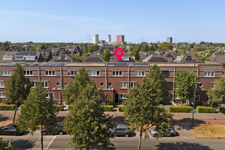 Foto 5 van Laan van Magisch Realisme 19-A