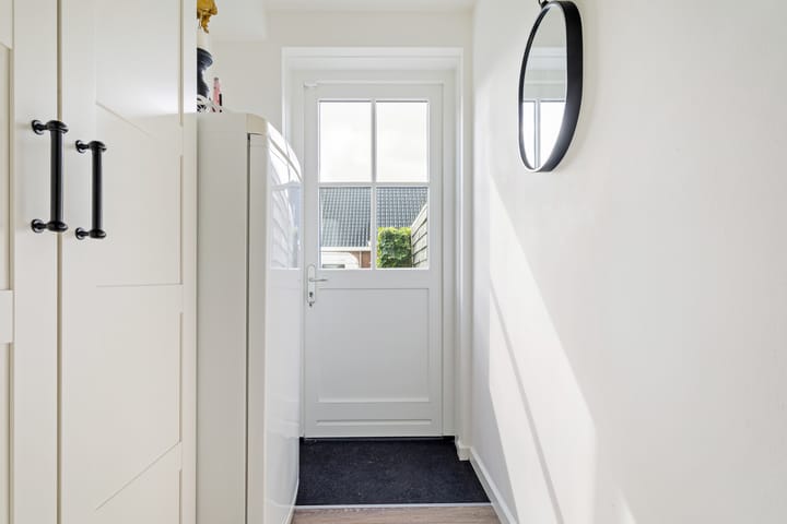 Vrijstaande woning te koop: Jacob van Ruisdaelstraat 19, Ridderkerk
