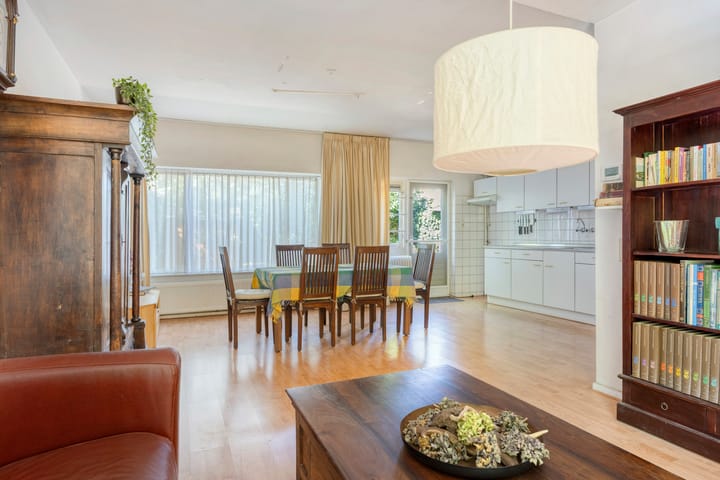 Foto 2 van Etudestraat 49