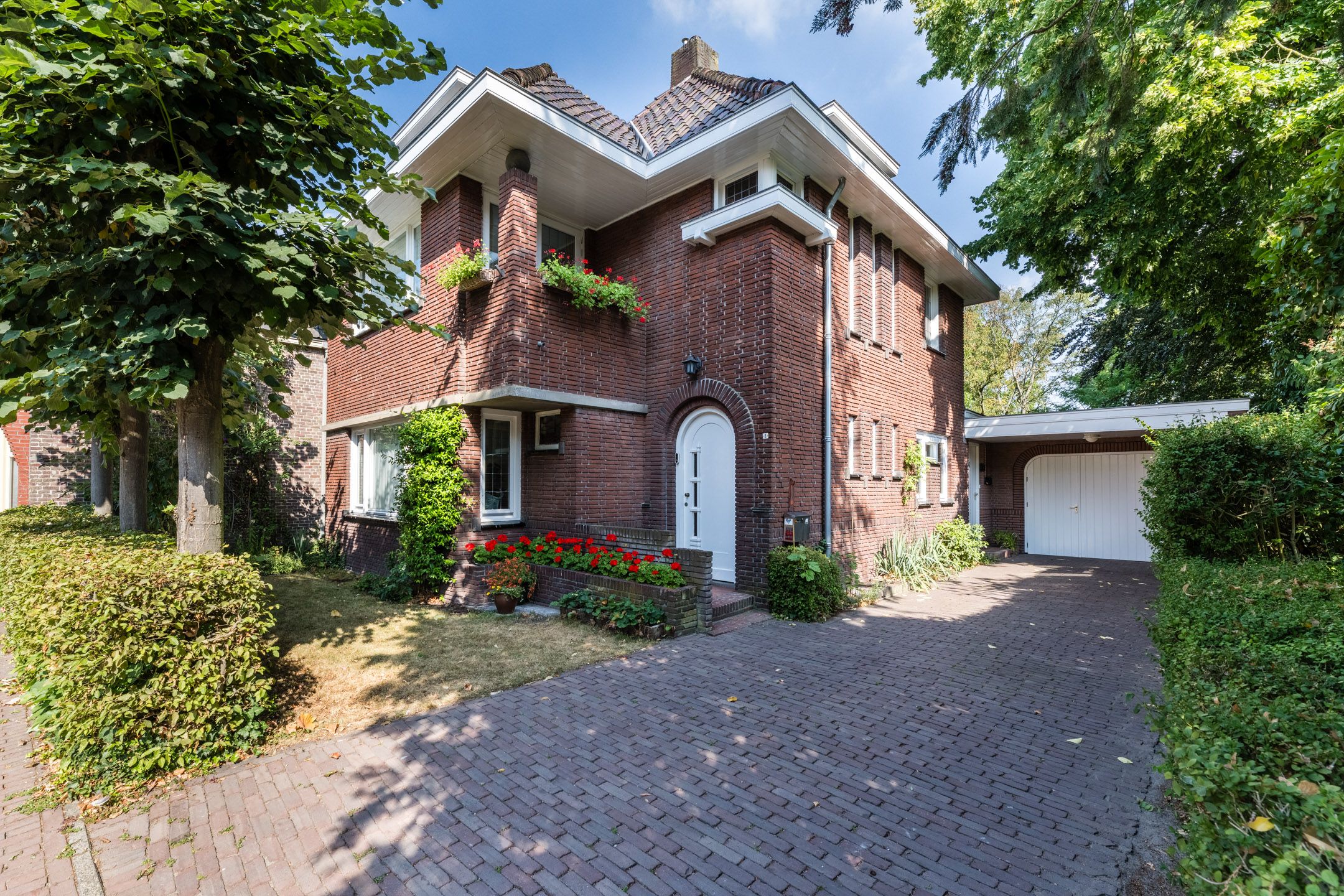 Oranjestraat 8 