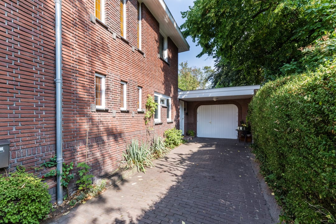 Photo 8 of Oranjestraat 8