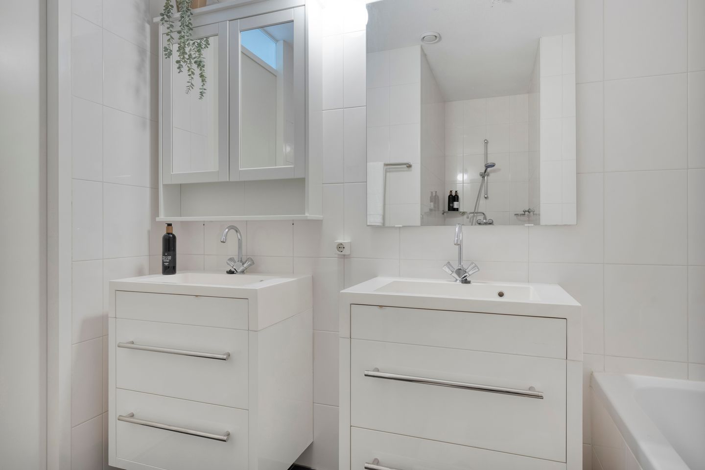 Photo 35 of Raoul Wallenbergstraat 173