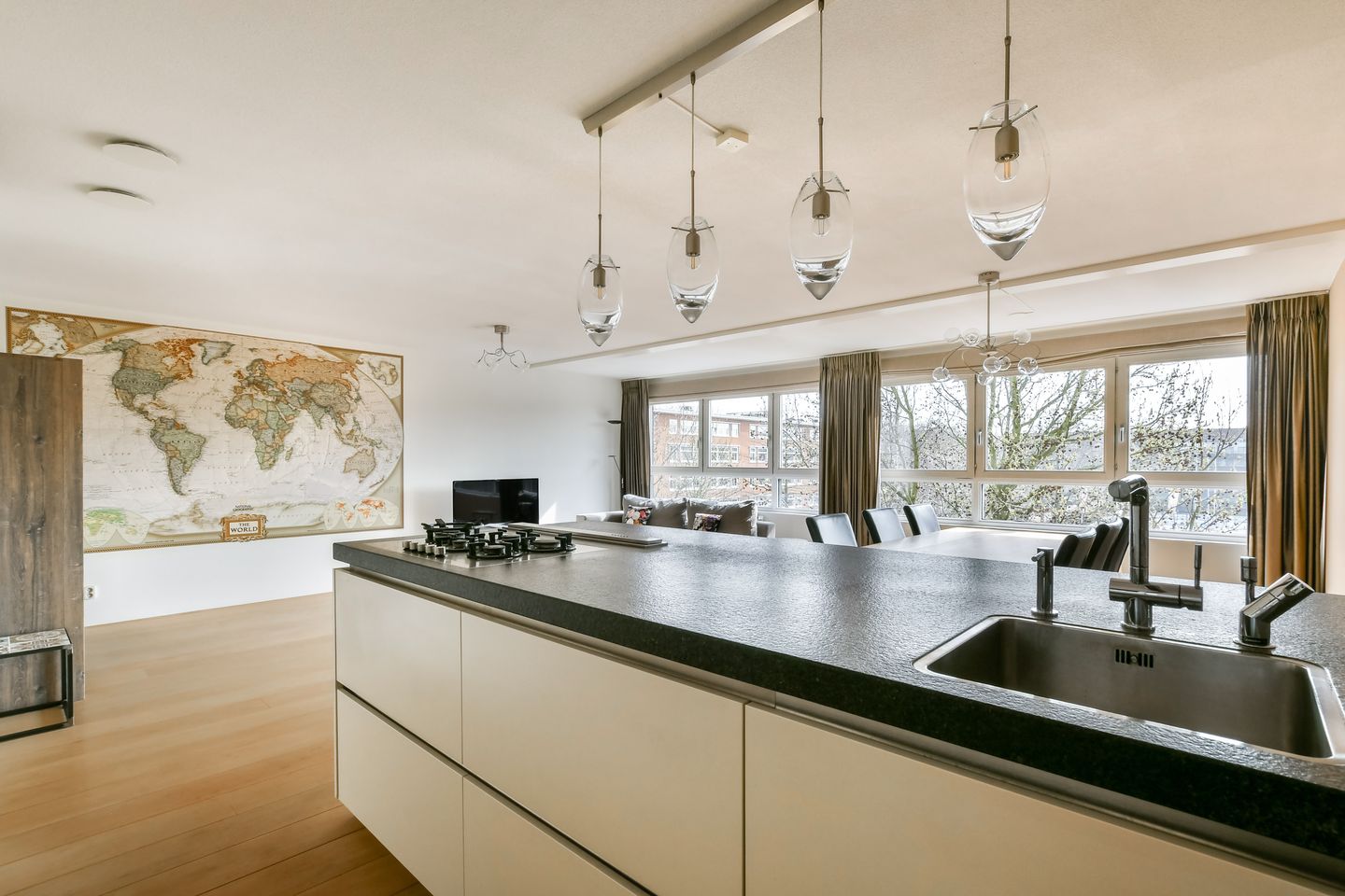 Photo 10 of Joos Banckersplantsoen 116