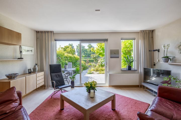 Tussenwoning te koop: Deel 43, Brielle