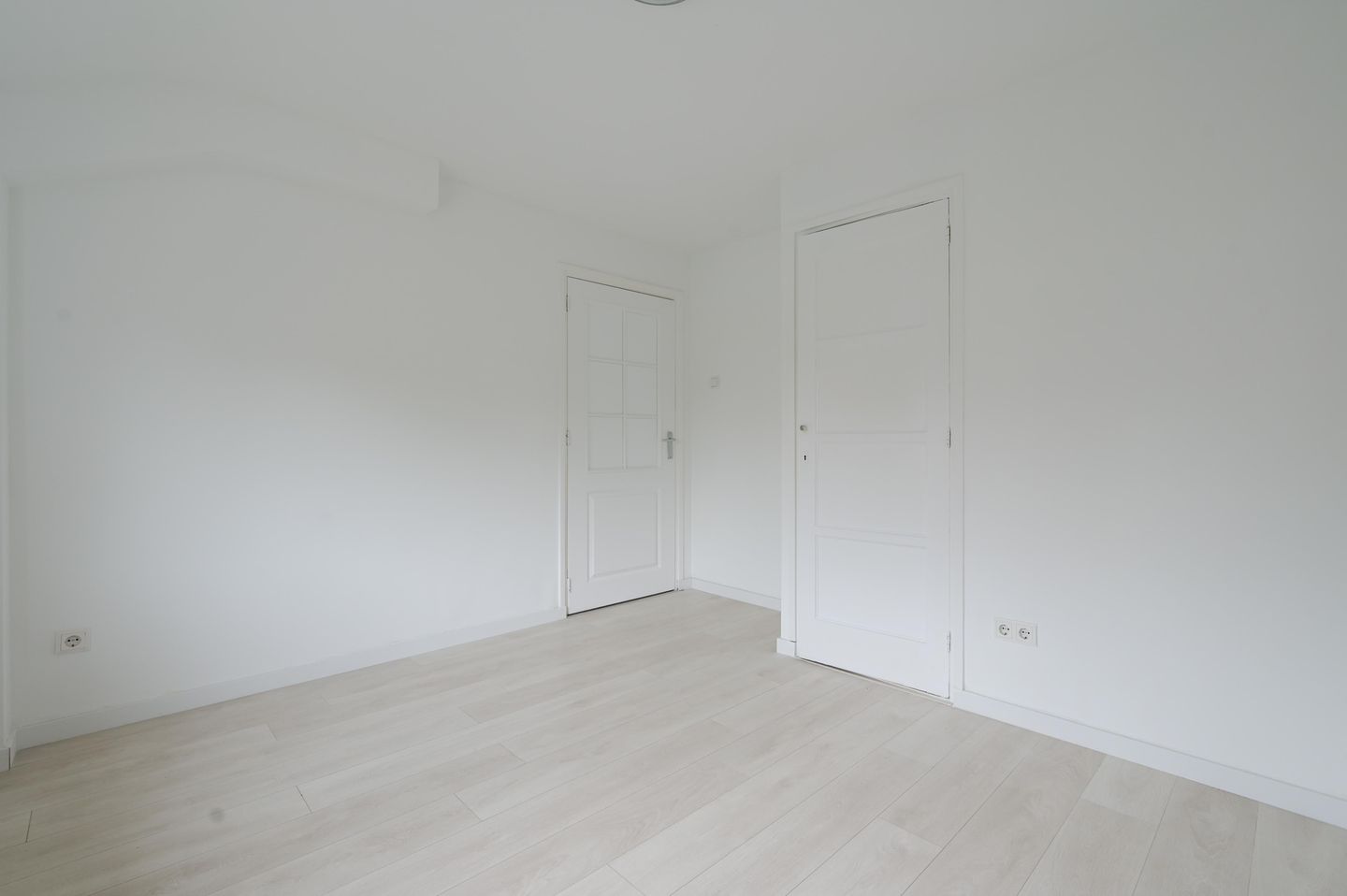 Photo 35 of Rozemarijnstraat 11