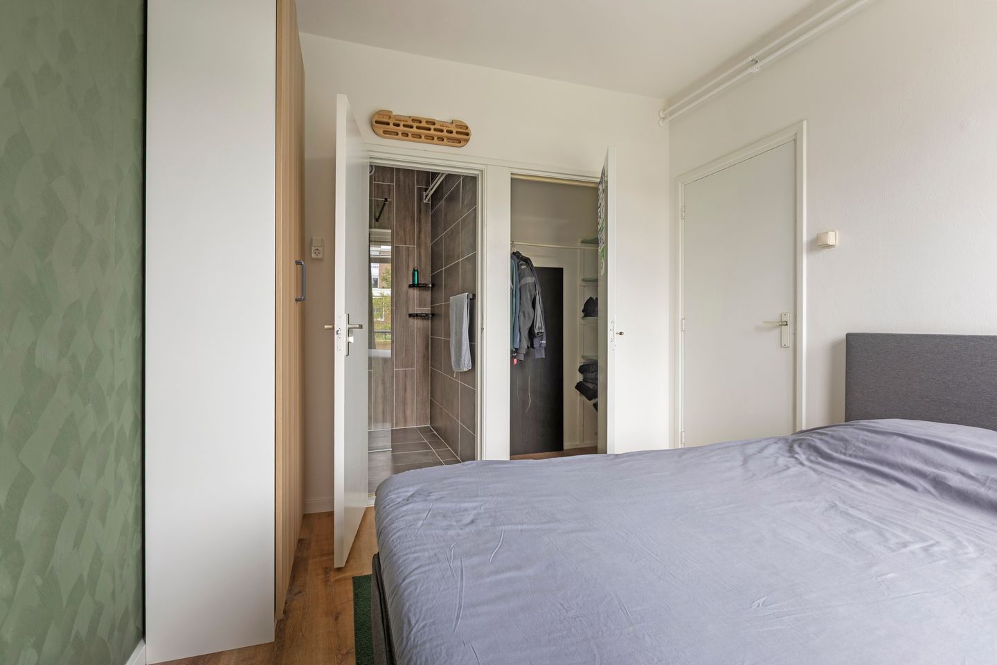 Photo 20 of Camphuysenstraat 163