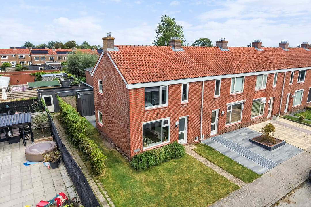 Photo 32 of Jogchum Nieuwenhuisstrjitte 23