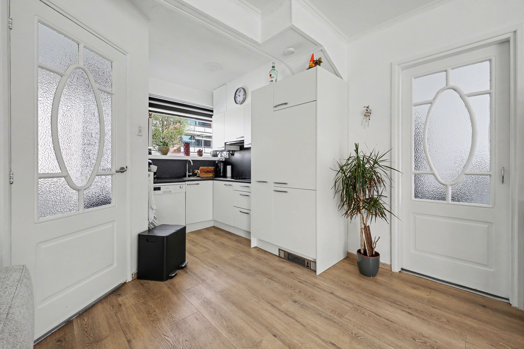 Photo 18 of Paulus Potterstraat 13