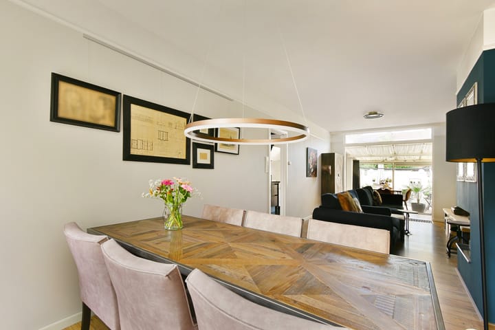 Tussenwoning te koop: Prins Hendriklaan 49, Vlaardingen