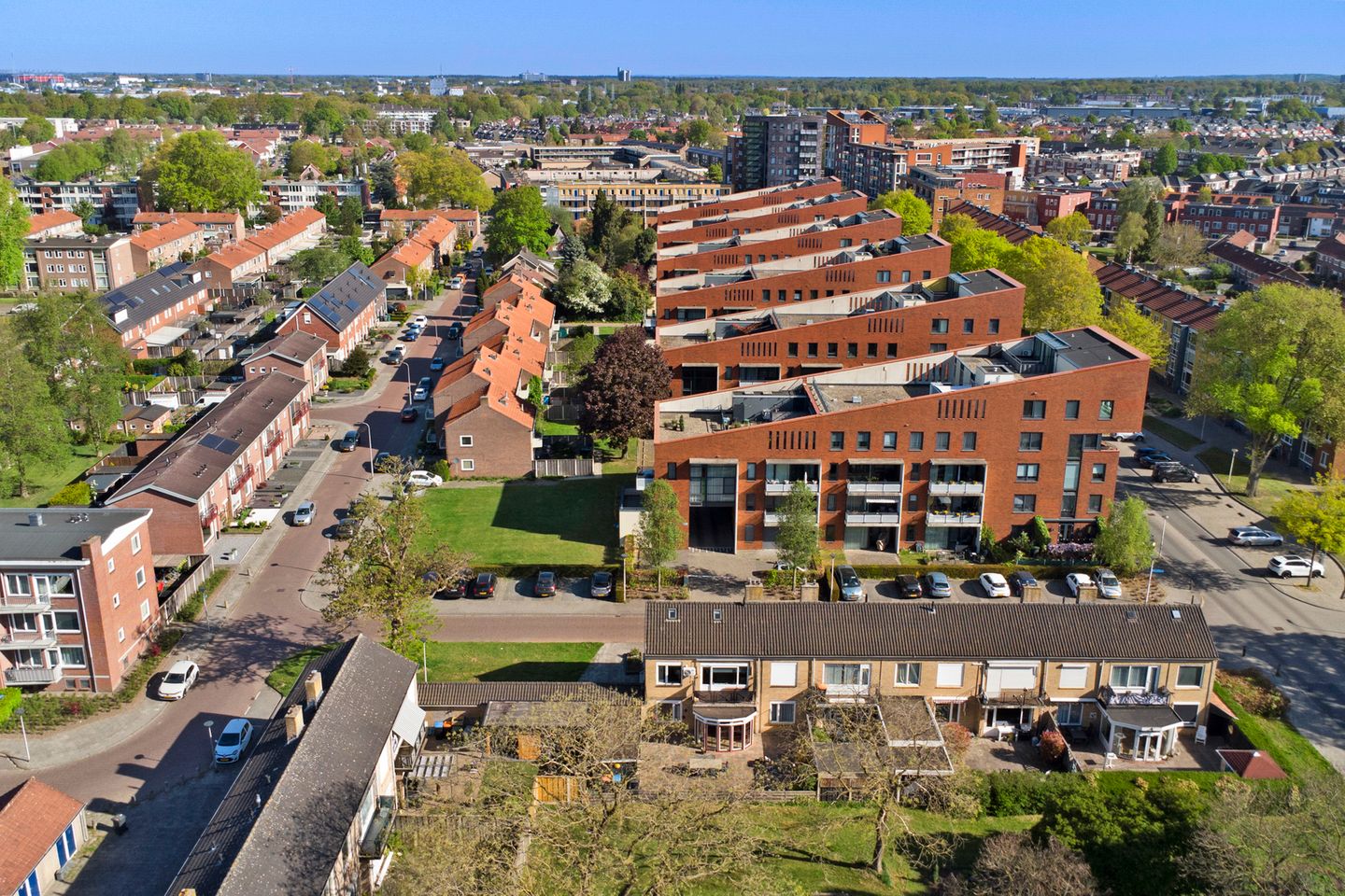 Photo 34 of Paulus Potterstraat 13