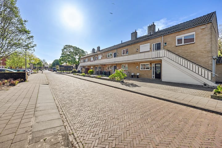 Photo 4 of Paulus Potterstraat 13