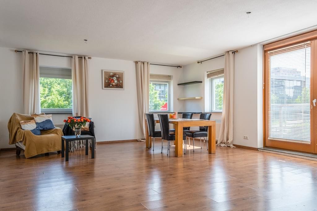 Photo 9 of Anna Blamansingel 238