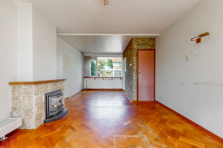 Tussenwoning te koop: Korenbloemlaan 71, Oegstgeest