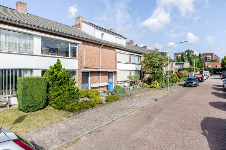 Photo 2 of Provisorstraat 12