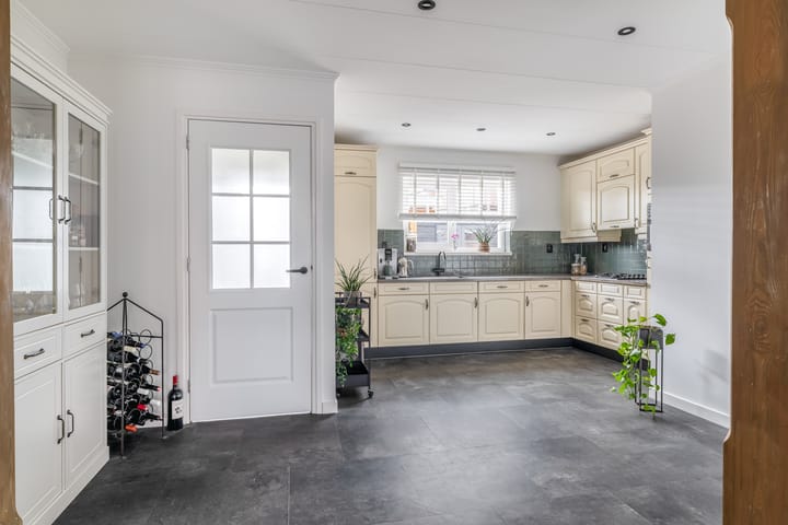 Hoekwoning te koop: Tuinstraat 8, Sommelsdijk