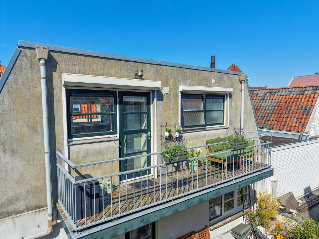 Photo 2 of Dwars Bolwerkstraat 3-B
