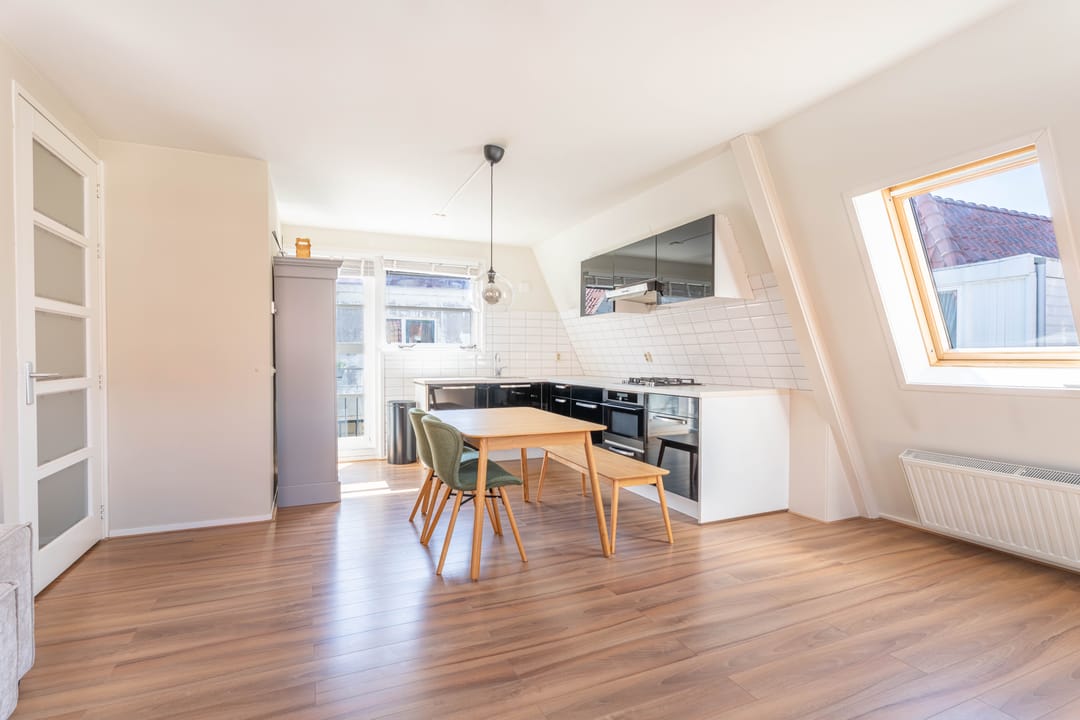 Photo 8 of Dwars Bolwerkstraat 3-B