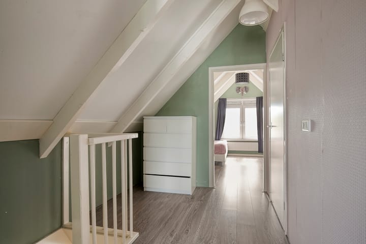Tussenwoning te koop: Burgemeester Timmermanslaan 81, Harmelen
