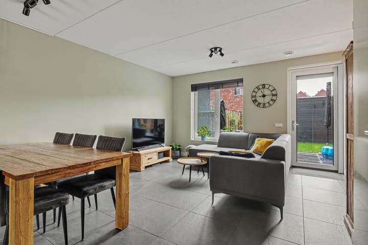 Tussenwoning te koop: Bostel 5, Hengelo