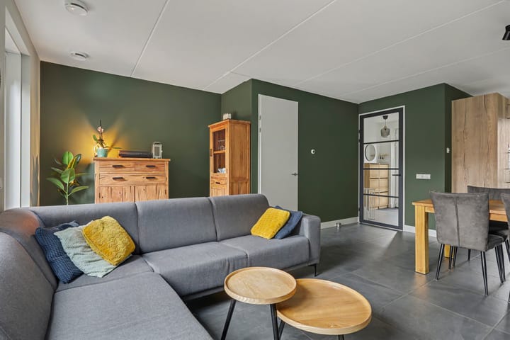 Tussenwoning te koop: Bostel 5, Hengelo