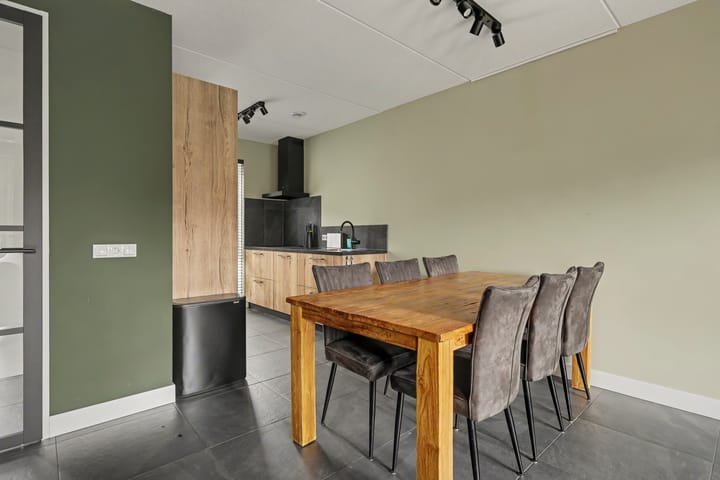 Tussenwoning te koop: Bostel 5, Hengelo