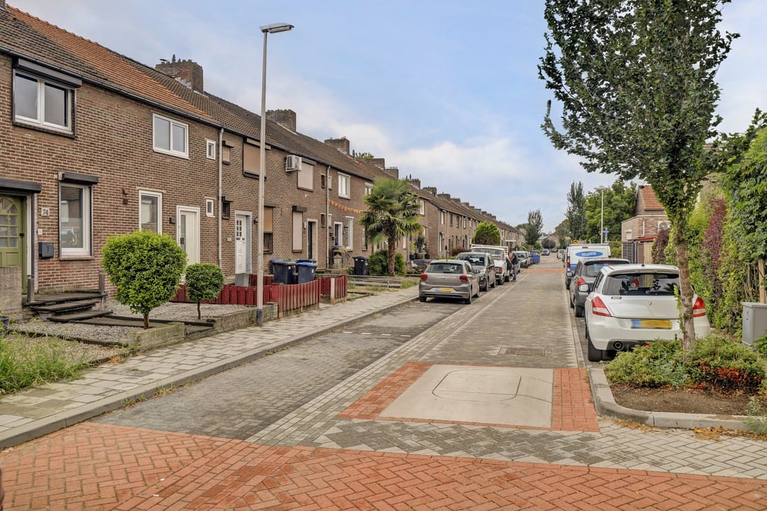 Photo 38 of Rotterdamstraat 74