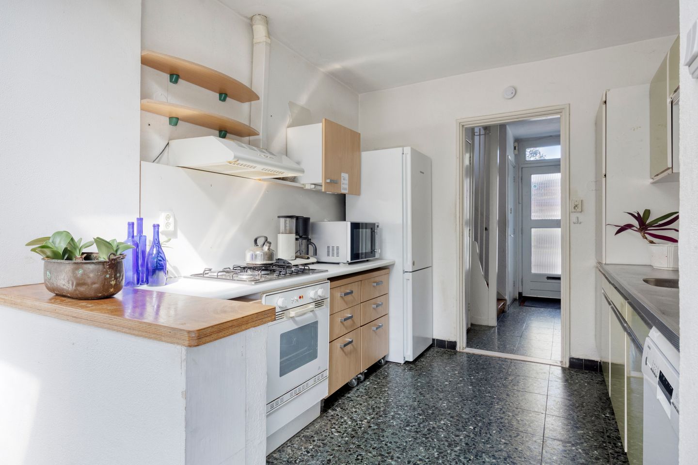 Foto 14 van Koningin Anna Paulownastraat 15