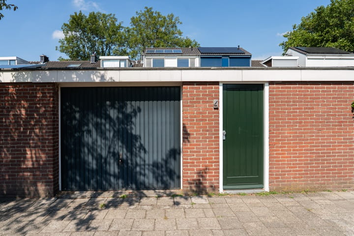 Tussenwoning te koop: Geuzenpad 4, Zoetermeer