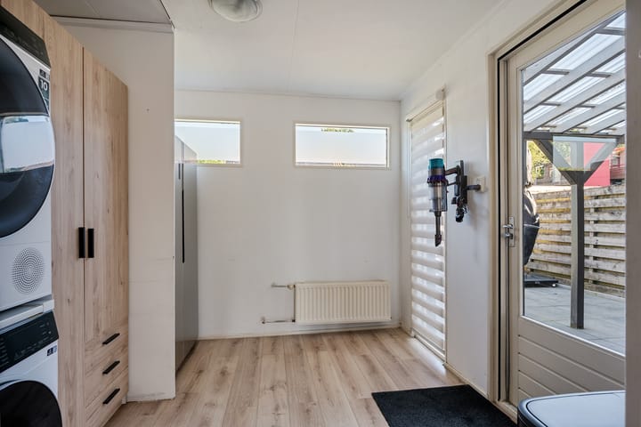 Tussenwoning te koop: Michaëlsberg 37, Drachten