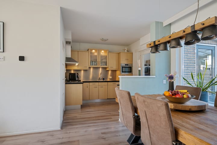Tussenwoning te koop: Michaëlsberg 37, Drachten