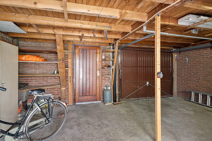 Tussenwoning te koop: Geuzenpad 4, Zoetermeer