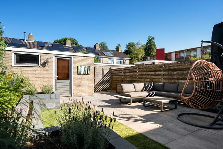 Tussenwoning te koop: Michaëlsberg 37, Drachten