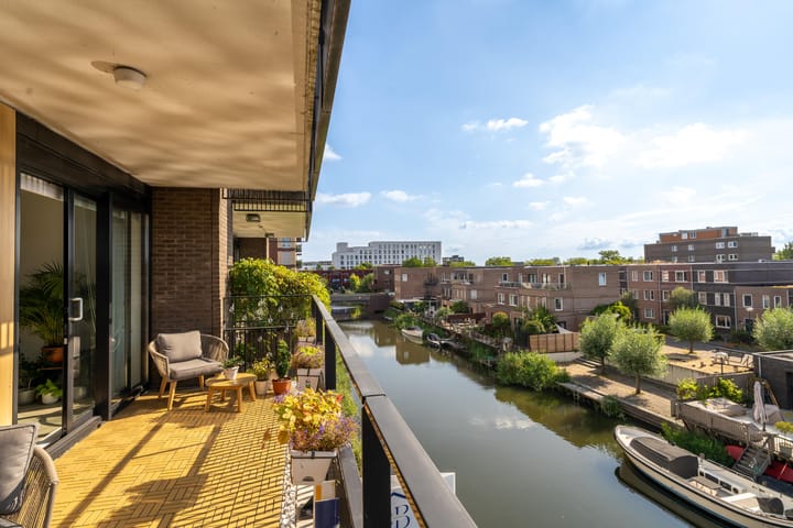 Appartement te koop: Emmy Andriessestraat 363, Amsterdam