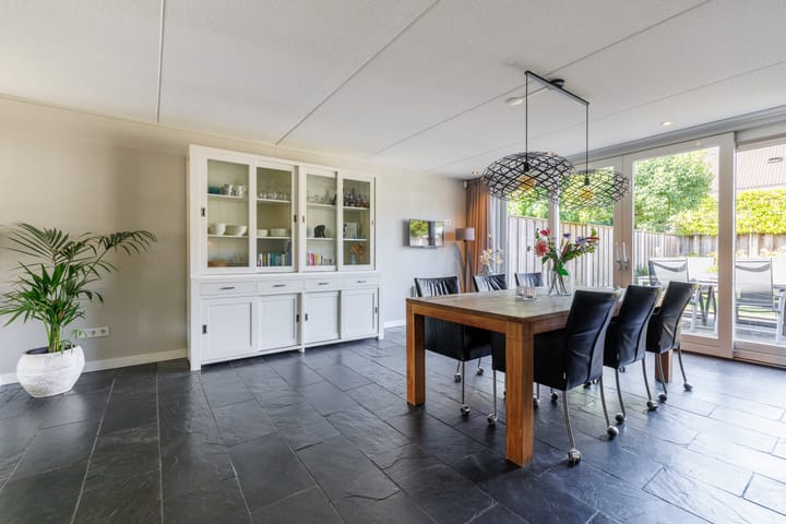 Tussenwoning te koop: Wederik 6, Haaksbergen