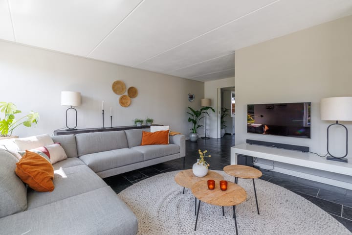 Tussenwoning te koop: Wederik 6, Haaksbergen