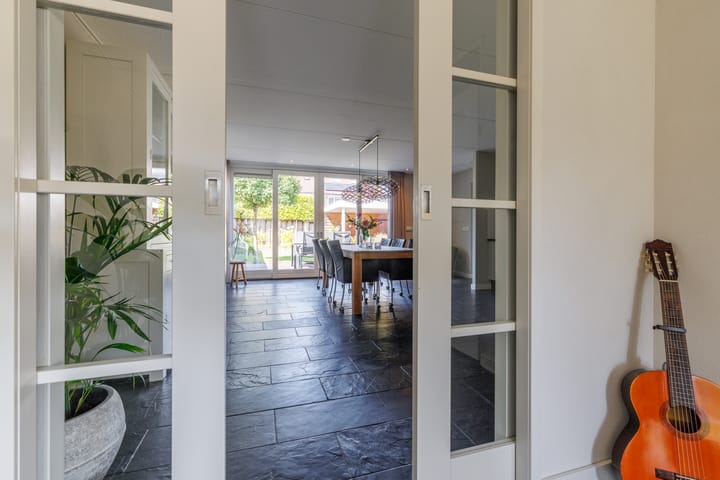 Tussenwoning te koop: Wederik 6, Haaksbergen