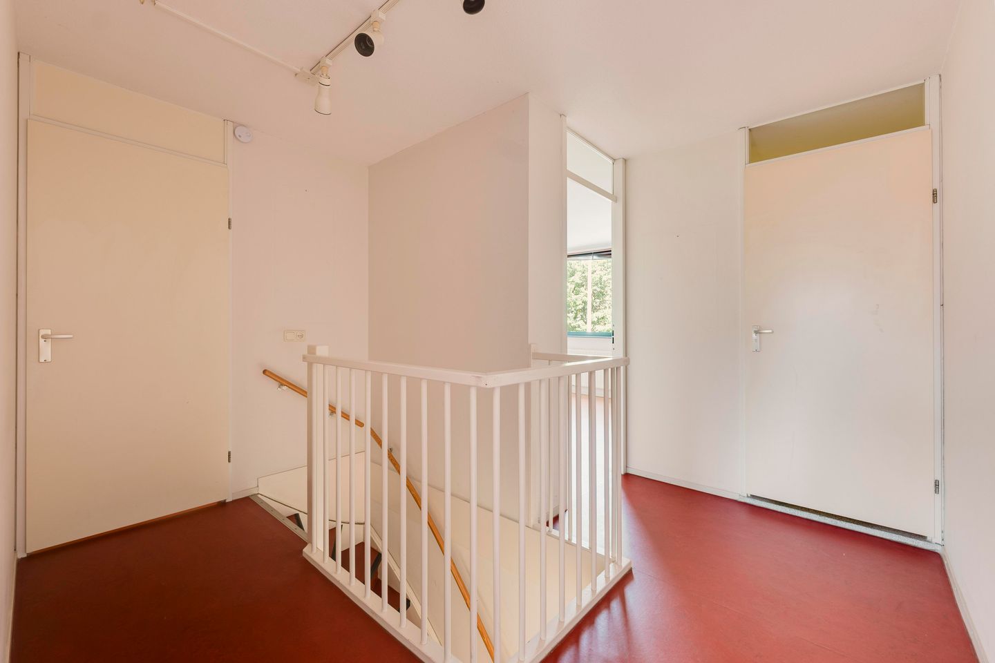 Photo 14 of Van Abbestraat 80