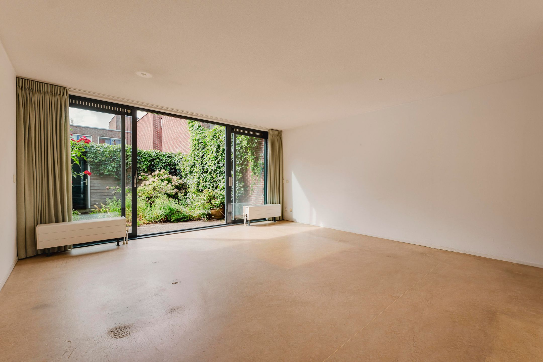 Photo 3 of Van Abbestraat 80