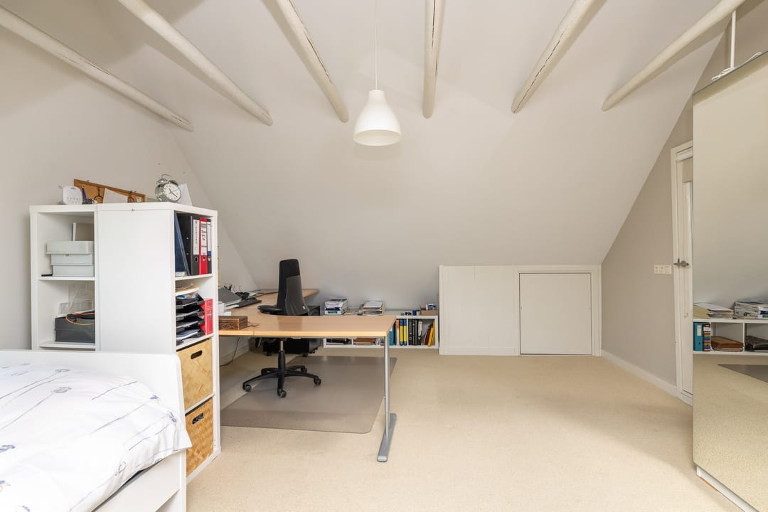 Photo 37 of Bloemberg 34