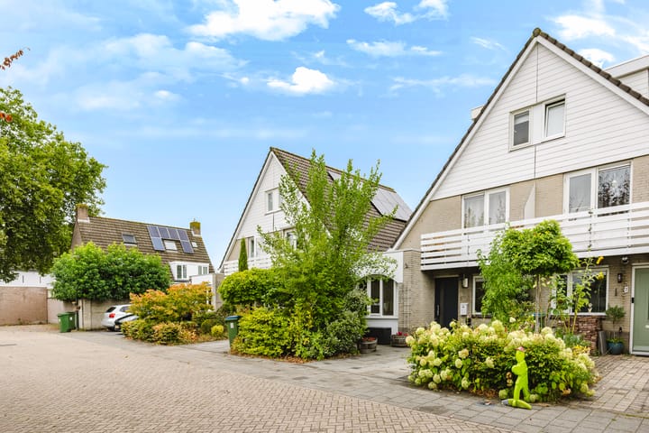 Tussenwoning te koop: Schrijverstraat 5, Loon Op Zand