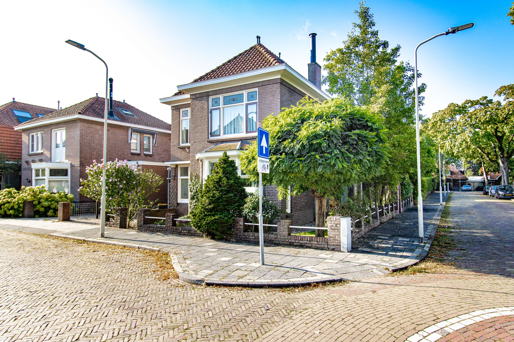 Foto 48 van Koningin Emmastraat 11