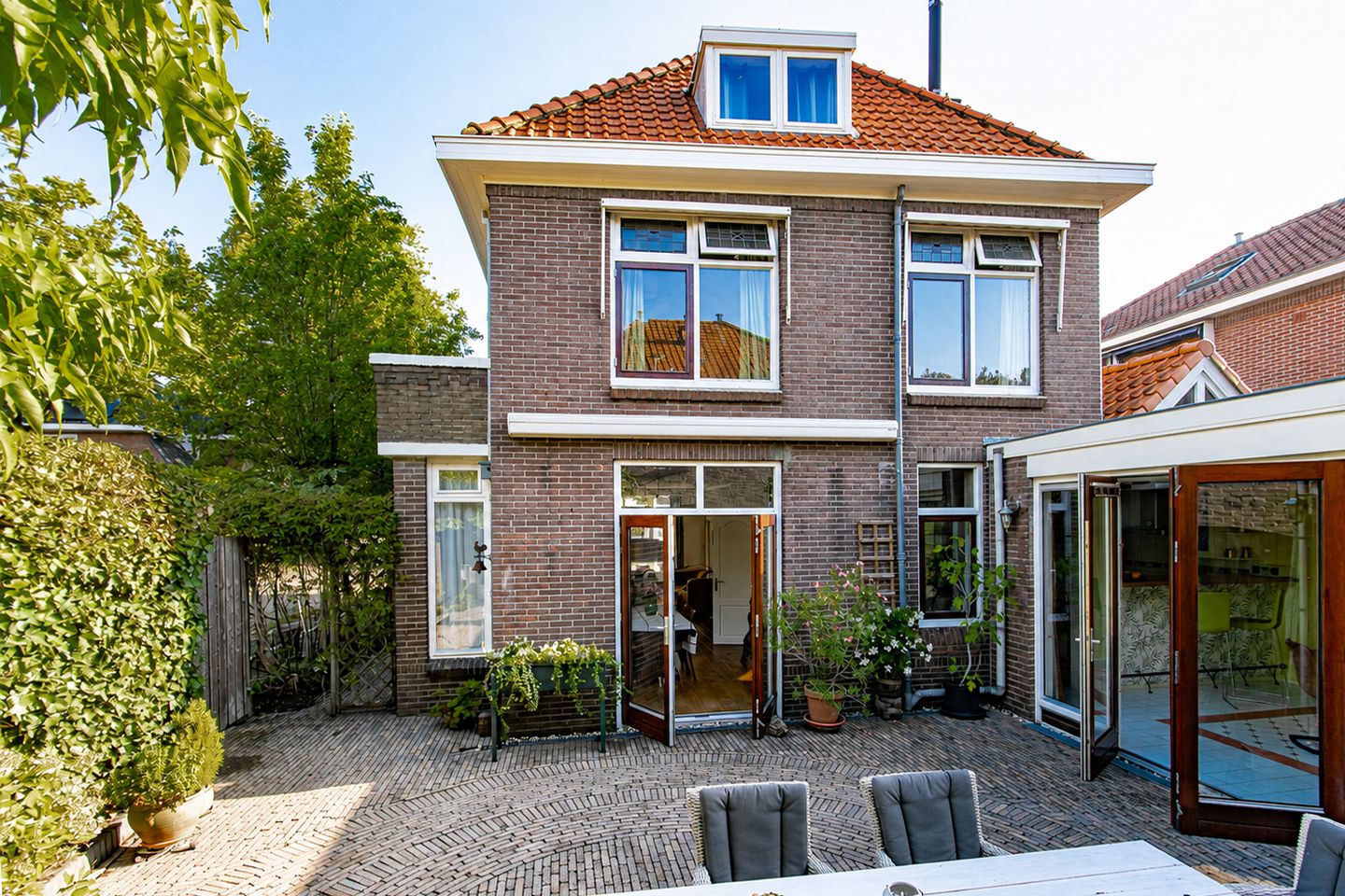 Foto 4 van Koningin Emmastraat 11