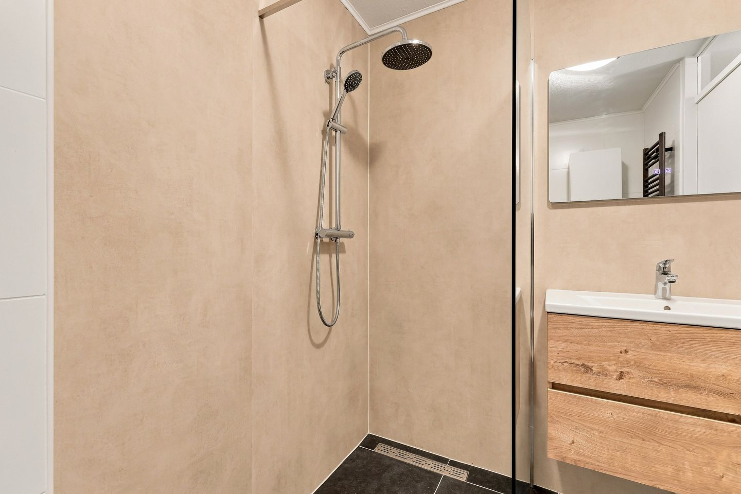 Photo 34 of van Coevenhovenstraat 53